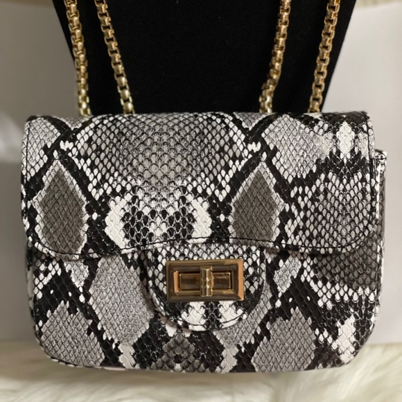 Small Beautiful. Black and light brown black  shoulder bag - Picture 4 of 5